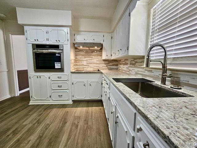 1802 Vaughn Lane, Montgomery, AL 36106