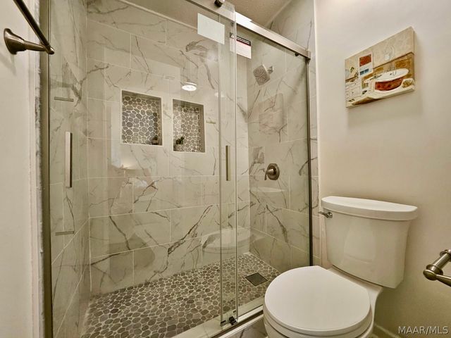 1802 Vaughn Lane, Montgomery, AL 36106