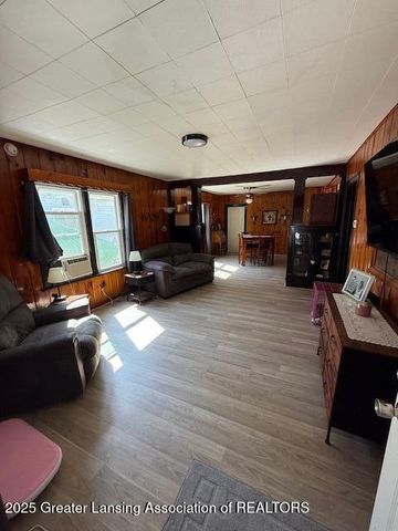 210 Diana Street, Eaton Rapids, MI 48827