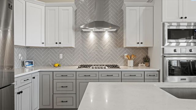 2284 S Alaska St, Kennewick, WA 99338