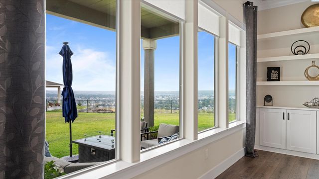 2284 S Alaska St, Kennewick, WA 99338