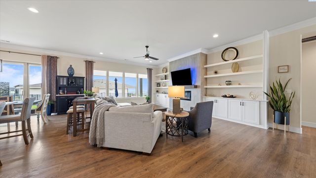 2284 S Alaska St, Kennewick, WA 99338