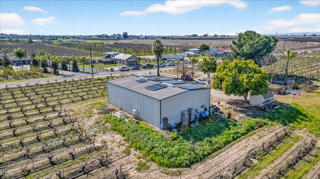 11430 E Saginaw Avenue, Selma, CA 93662
