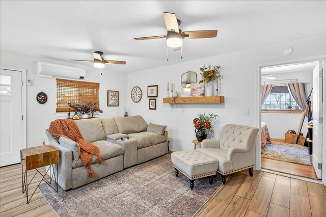 11430 E Saginaw Avenue, Selma, CA 93662
