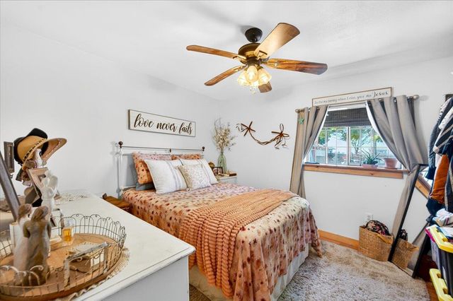 11430 E Saginaw Avenue, Selma, CA 93662