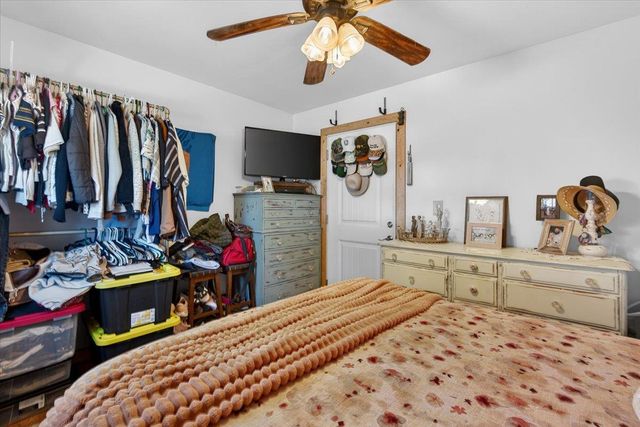 11430 E Saginaw Avenue, Selma, CA 93662
