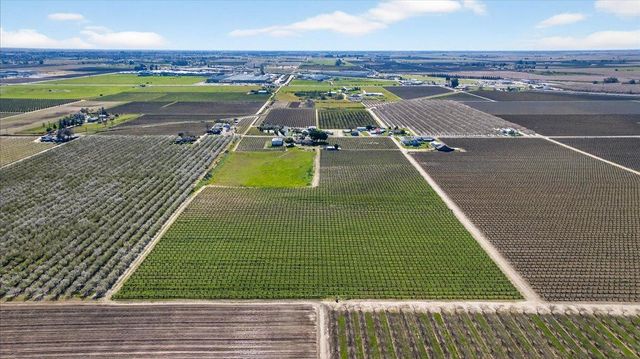 11430 E Saginaw Avenue, Selma, CA 93662