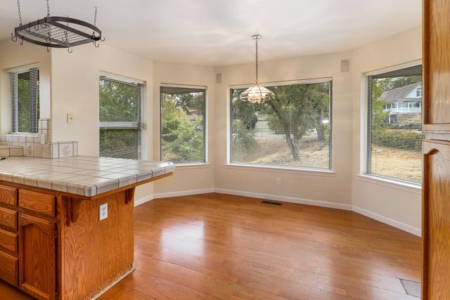 586 Spyglass Rd, Valley Springs, CA 95252