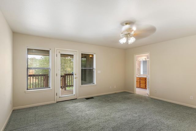 586 Spyglass Rd, Valley Springs, CA 95252