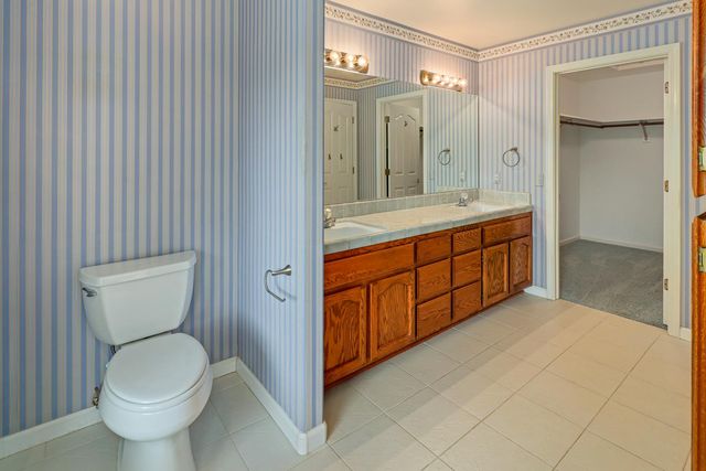 586 Spyglass Rd, Valley Springs, CA 95252