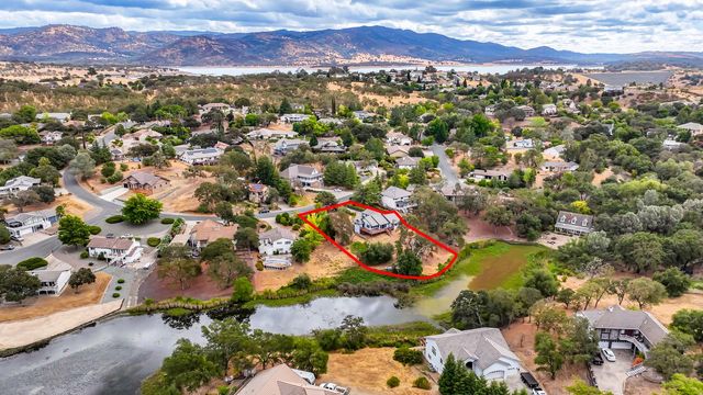 586 Spyglass Rd, Valley Springs, CA 95252