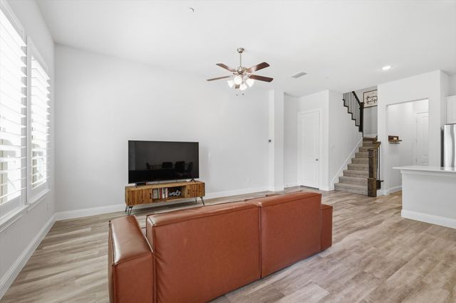 1567 Windermere Way, Farmers Branch, TX 75234