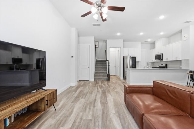 1567 Windermere Way, Farmers Branch, TX 75234