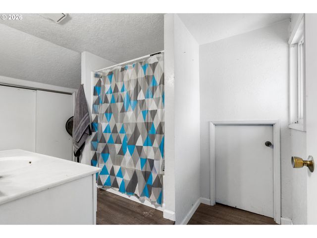 4766 Se Buffalo Dr, Salem, OR 97317
