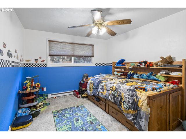 4766 Se Buffalo Dr, Salem, OR 97317