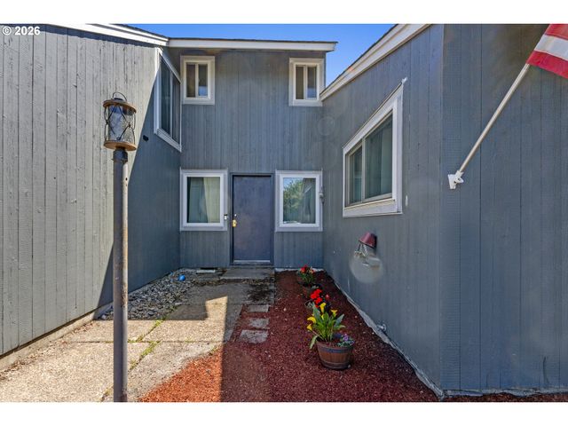 4766 Se Buffalo Dr, Salem, OR 97317