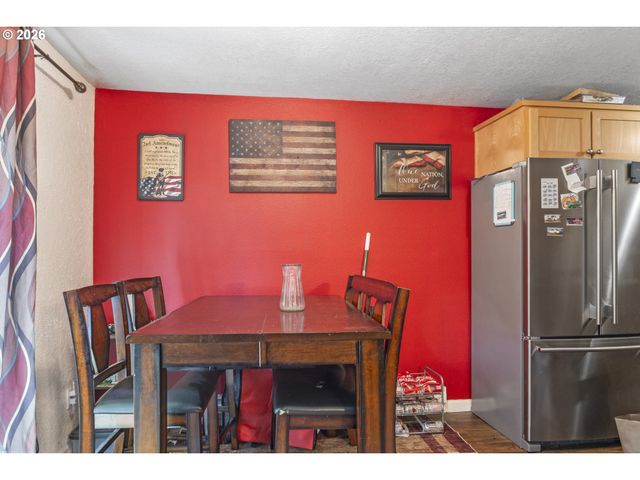 4766 Se Buffalo Dr, Salem, OR 97317