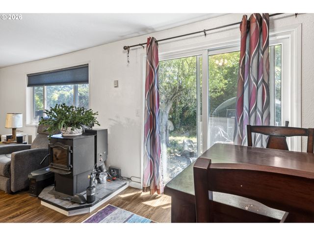 4766 Se Buffalo Dr, Salem, OR 97317