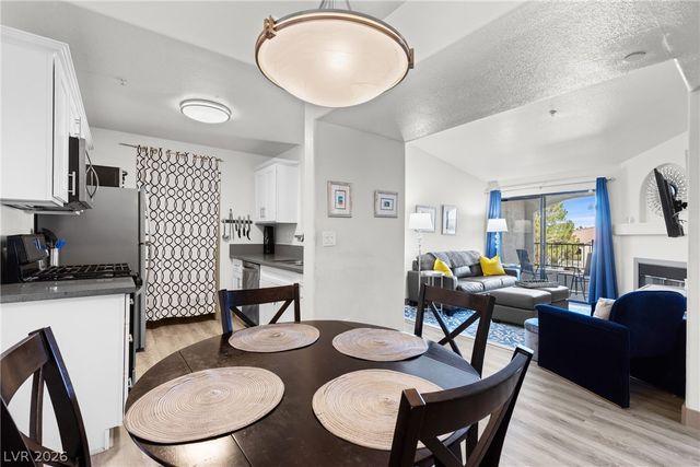 950 Seven Hills Drive 2021, Henderson, NV 89052