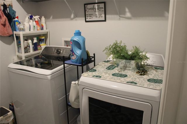 410 LADY BELLA PLACE, Deland, FL 32724