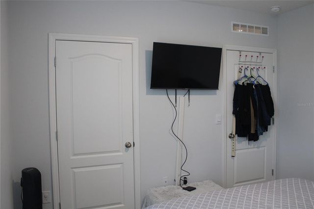 410 LADY BELLA PLACE, Deland, FL 32724