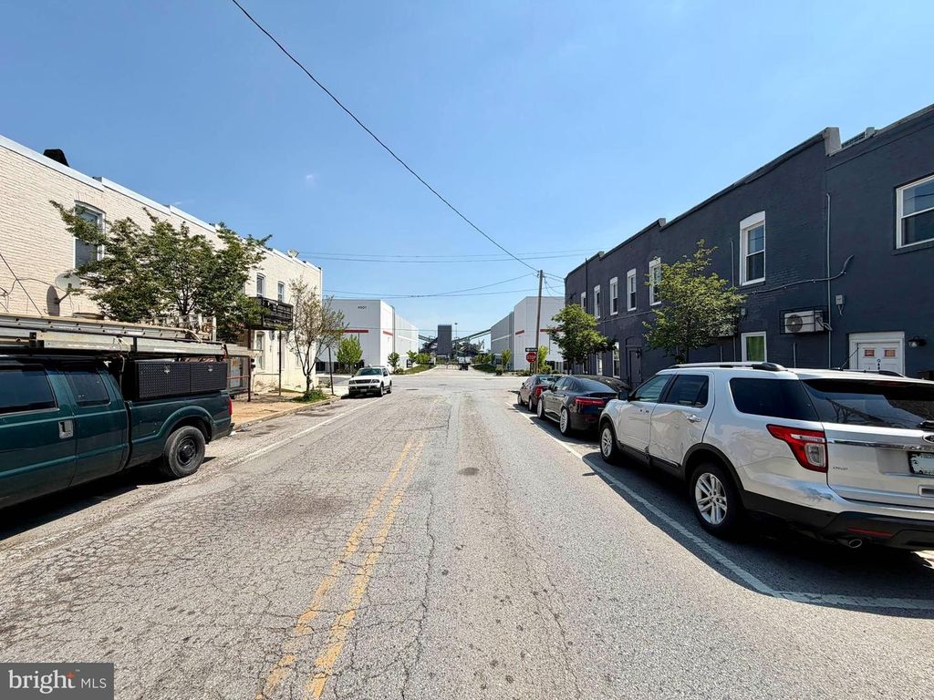 Image 13 of property listing at 1631 CHURCH ST, Baltimore City, MD 21226