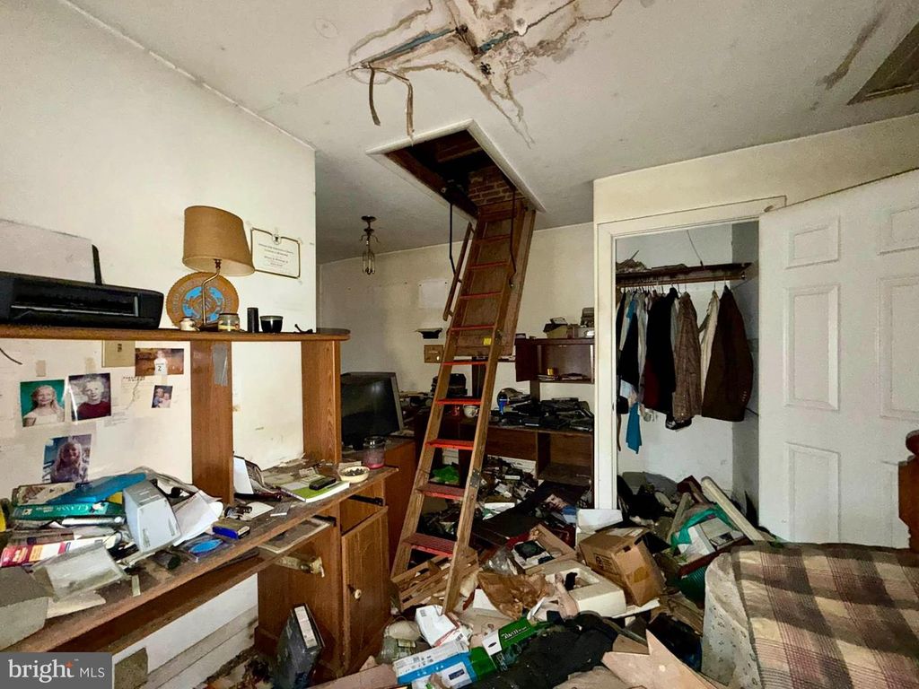 Image 9 of property listing at 1631 CHURCH ST, Baltimore City, MD 21226