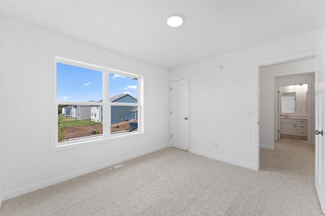 18665 Kennedy Street NW, Elk River, MN 55330