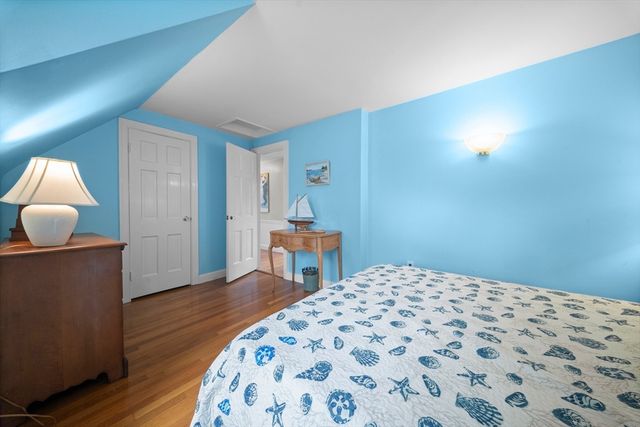 50 Kendall Road, Newton, MA 02459