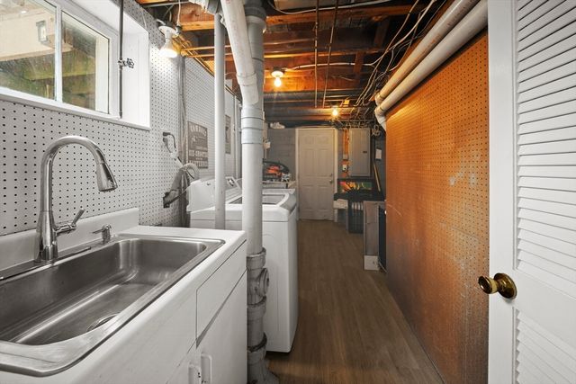 50 Kendall Road, Newton, MA 02459