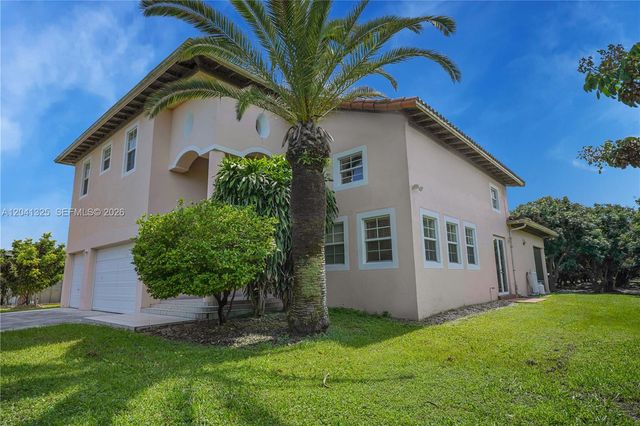 33300 SW 202nd Ave, Homestead, FL 33034