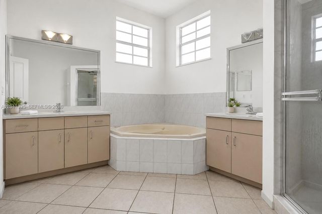 33300 SW 202nd Ave, Homestead, FL 33034