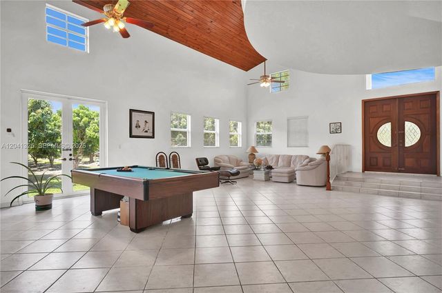 33300 SW 202nd Ave, Homestead, FL 33034