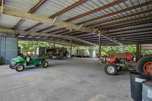 33300 SW 202nd Ave, Homestead, FL 33034