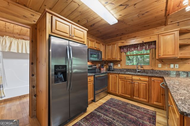 481 Johns Ridge Road, Blue Ridge, GA 30513