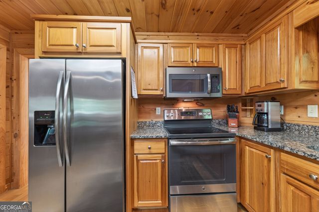 481 Johns Ridge Road, Blue Ridge, GA 30513