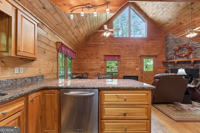 481 Johns Ridge Road, Blue Ridge, GA 30513