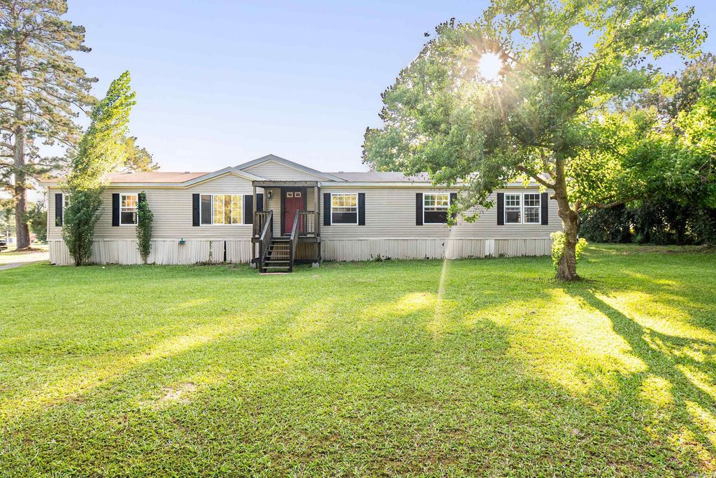 208 N Farmville, Hermitage, AR 71647