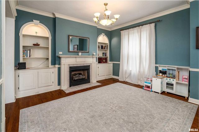 2101 WALNUT Street, Murphysboro, IL 62966