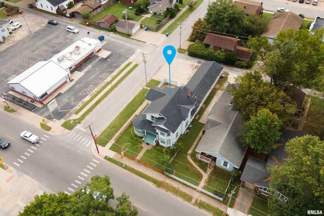 2101 WALNUT Street, Murphysboro, IL 62966