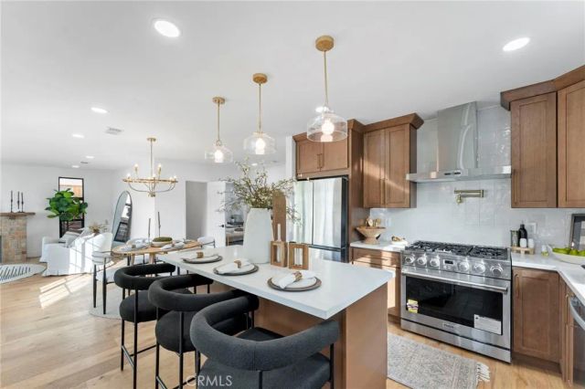 5334 Hillcrest Drive, Los Angeles, CA 90043