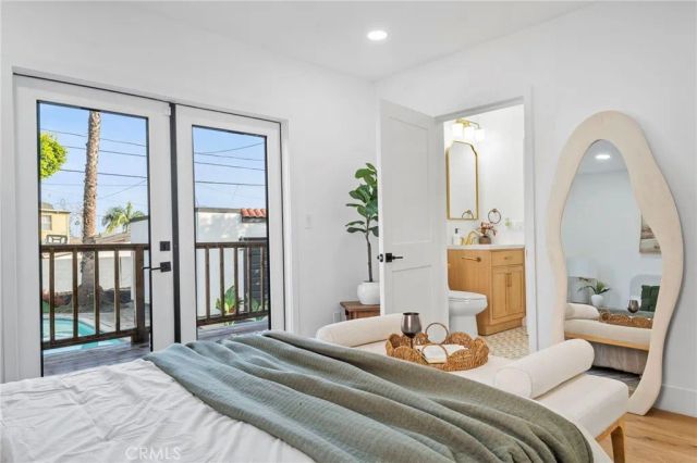 5334 Hillcrest Drive, Los Angeles, CA 90043