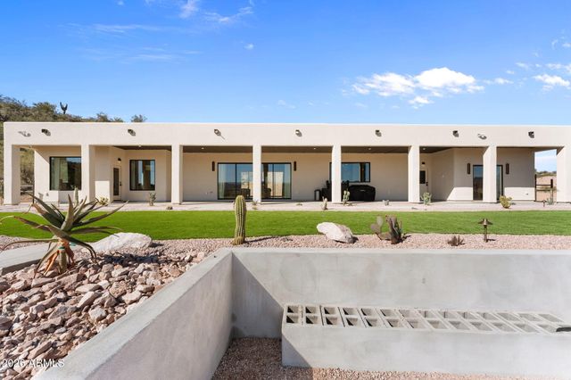 1255 W Grantham Ranch Road, Wickenburg, AZ 85390