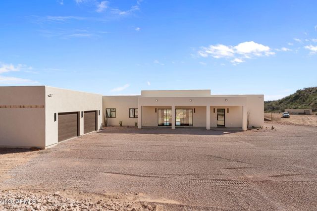 1255 W Grantham Ranch Road, Wickenburg, AZ 85390