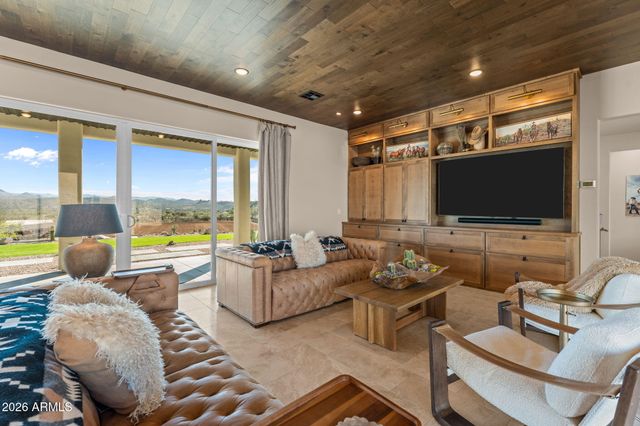 1255 W Grantham Ranch Road, Wickenburg, AZ 85390