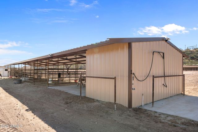 1255 W Grantham Ranch Road, Wickenburg, AZ 85390