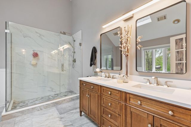 30 Hillando Drive, Shrewsbury, MA 01545