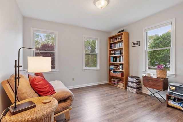 30 Hillando Drive, Shrewsbury, MA 01545