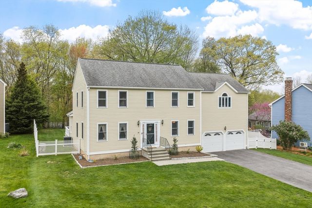 30 Hillando Drive, Shrewsbury, MA 01545