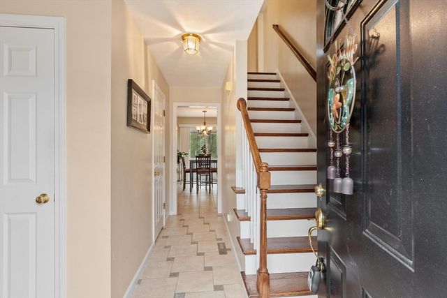 30 Hillando Drive, Shrewsbury, MA 01545